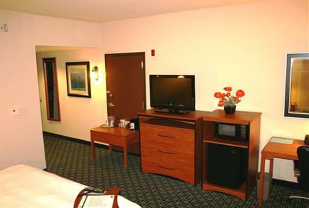 фото отеля Hampton Inn & Suites Lancaster