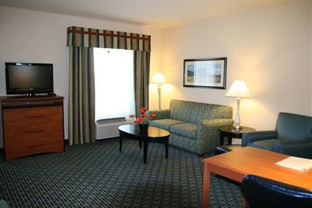 фото отеля Hampton Inn & Suites Lancaster