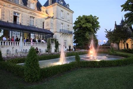 фото отеля Chateau De Mirambeau