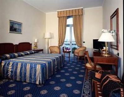 фото отеля Hotel Savoy Palace