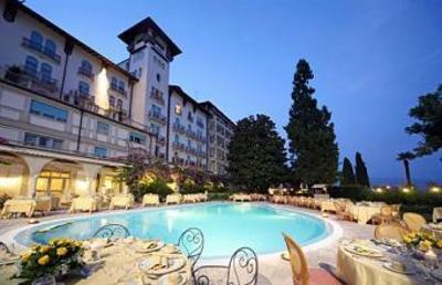 фото отеля Hotel Savoy Palace