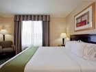 фото отеля Holiday Inn Express Lancaster (California)