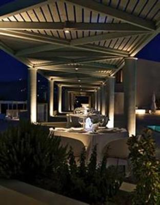фото отеля The Majestic Hotel Fira