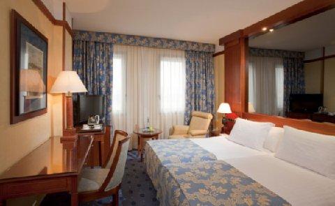 фото отеля Melia Girona