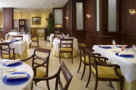 фото отеля Melia Girona