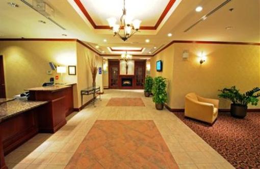фото отеля Holiday Inn Express Hotel & Suites Belleville