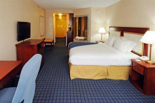 фото отеля Holiday Inn Express Hotel & Suites Belleville