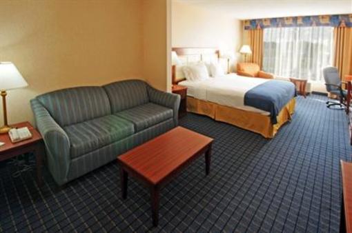 фото отеля Holiday Inn Express Hotel & Suites Belleville