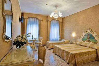 фото отеля Hotel Al Malcanton
