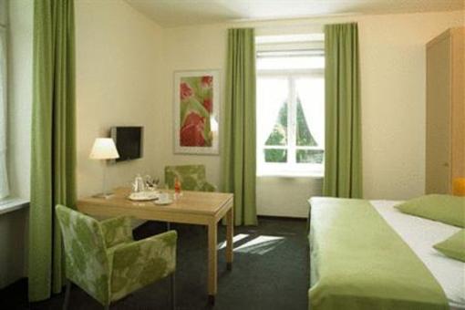 фото отеля Grand Hotel Europe
