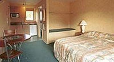 фото отеля Red Tussock Motel