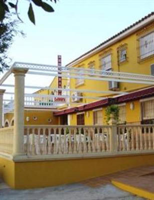 фото отеля Hostal Carmona