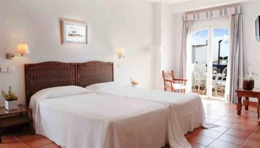 фото отеля Apartamentos Aviacio - Formentera Mar