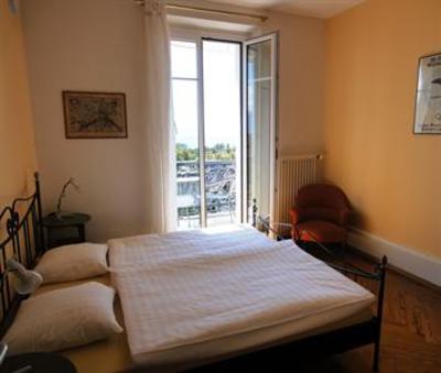 фото отеля Lausanne GuestHouse & Backpacker