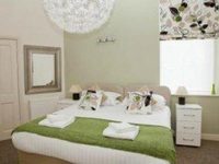 Strawberry Apartment 1