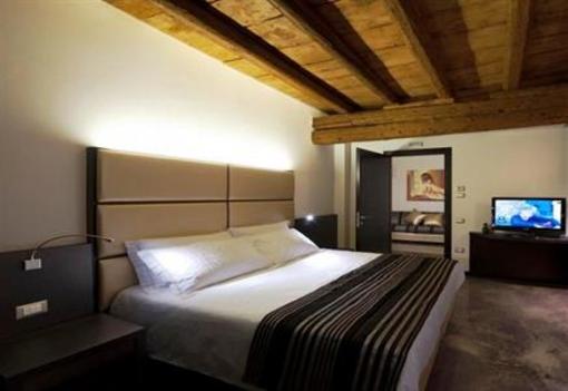 фото отеля Villa Solaris Hotel & Residence