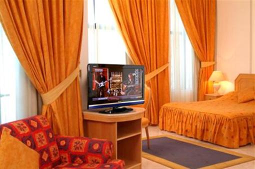 фото отеля Al Bastaki International Hotel