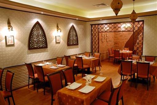 фото отеля Phoenix Hotel Dubai