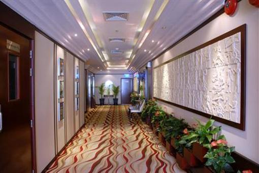 фото отеля Phoenix Hotel Dubai