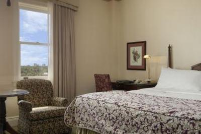 фото отеля The Fairmont Hotel Macdonald