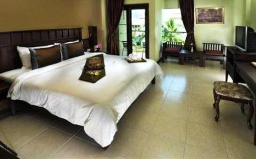 фото отеля Poppa Palace Hotel Phuket