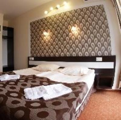 фото отеля Hotel Trojka