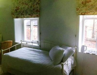 фото отеля Lucroft Guesthouse