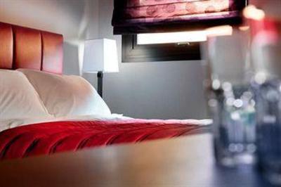 фото отеля Baud Hotel Bonne