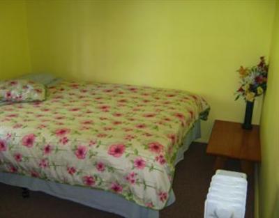 фото отеля Kiwiana Backpackers Hostel