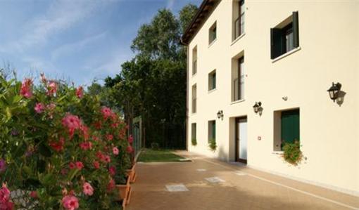 фото отеля Relais Il Melograno