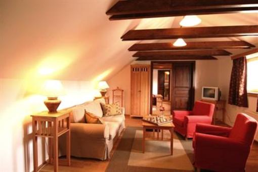 фото отеля Oroszlanos Borhotel es Vendeglo