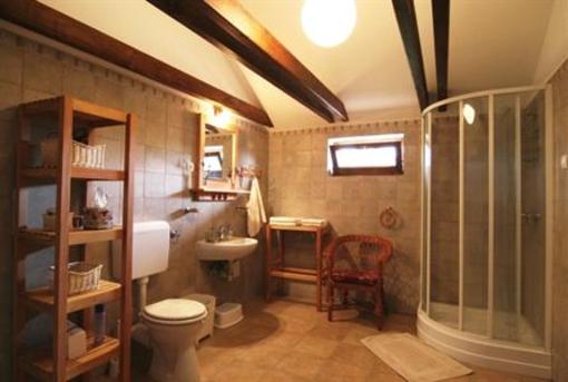 фото отеля Oroszlanos Borhotel es Vendeglo