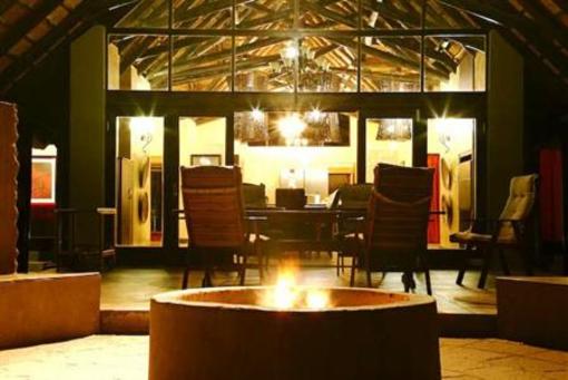 фото отеля Morokolo Game Lodge