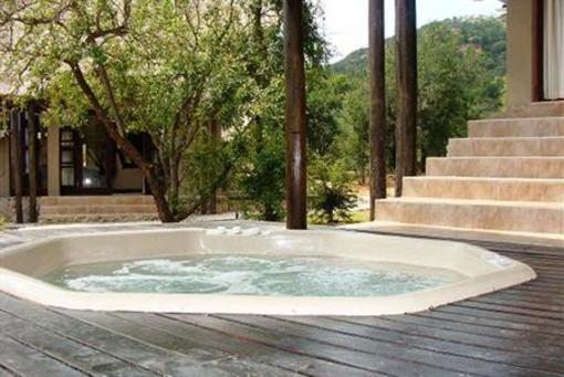 фото отеля Morokolo Game Lodge