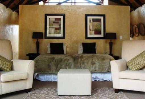 фото отеля Morokolo Game Lodge