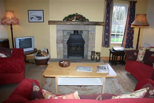 фото отеля Blackberry Cottage Lisnaskea