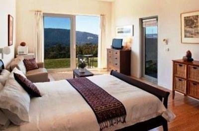 фото отеля Arjuna Ridge Retreat
