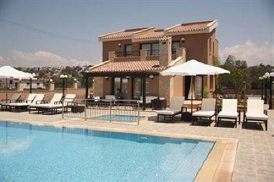 фото отеля Avillion Holiday Apartments Paphos