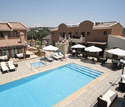 фото отеля Avillion Holiday Apartments Paphos