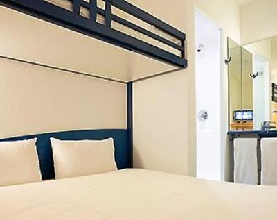 фото отеля Ibis Budget Granville