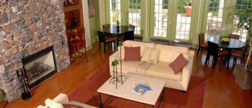 фото отеля Riverview Landing Apartments Eagleville