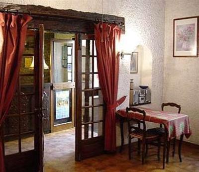 фото отеля Central Hotel Nimes
