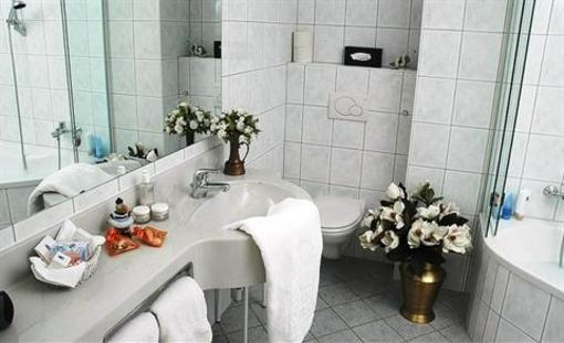 фото отеля Flairhotel am Woerthersee