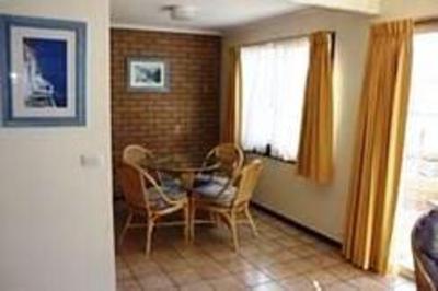 фото отеля Sapphire Court Holiday Units