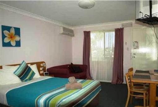 фото отеля Kilcoy Gardens Motor Inn