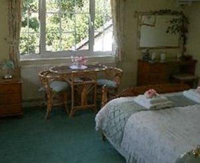 фото отеля Dovers House B&B Looe