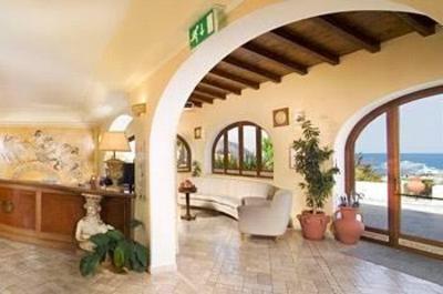 фото отеля Hotel Tritone Lipari