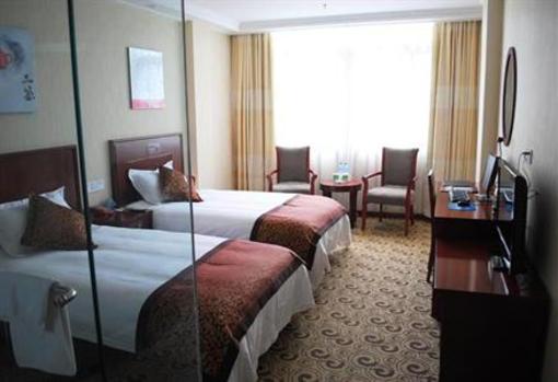 фото отеля Green Tree Inn Chaohu Xiangyang Road