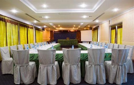 фото отеля Angkor Holiday Hotel