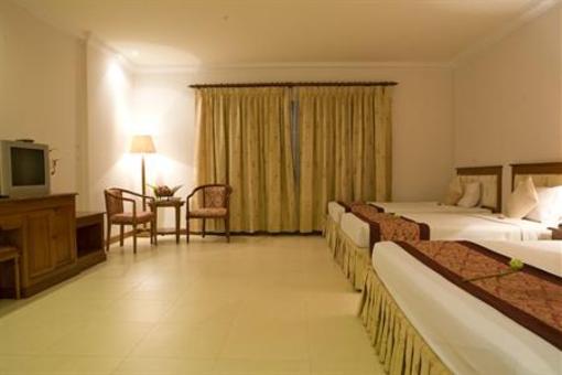 фото отеля Angkor Holiday Hotel